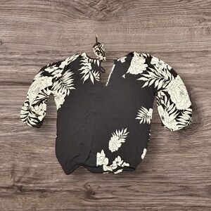 Billabong Black and Cream Floral Blouse
